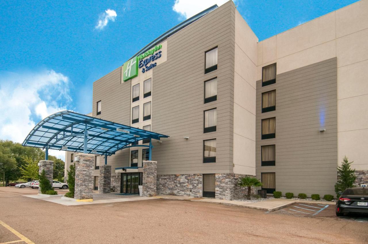 Holiday Inn Express & Suites Jackson Downtown - Coliseum By Ihg מראה חיצוני תמונה