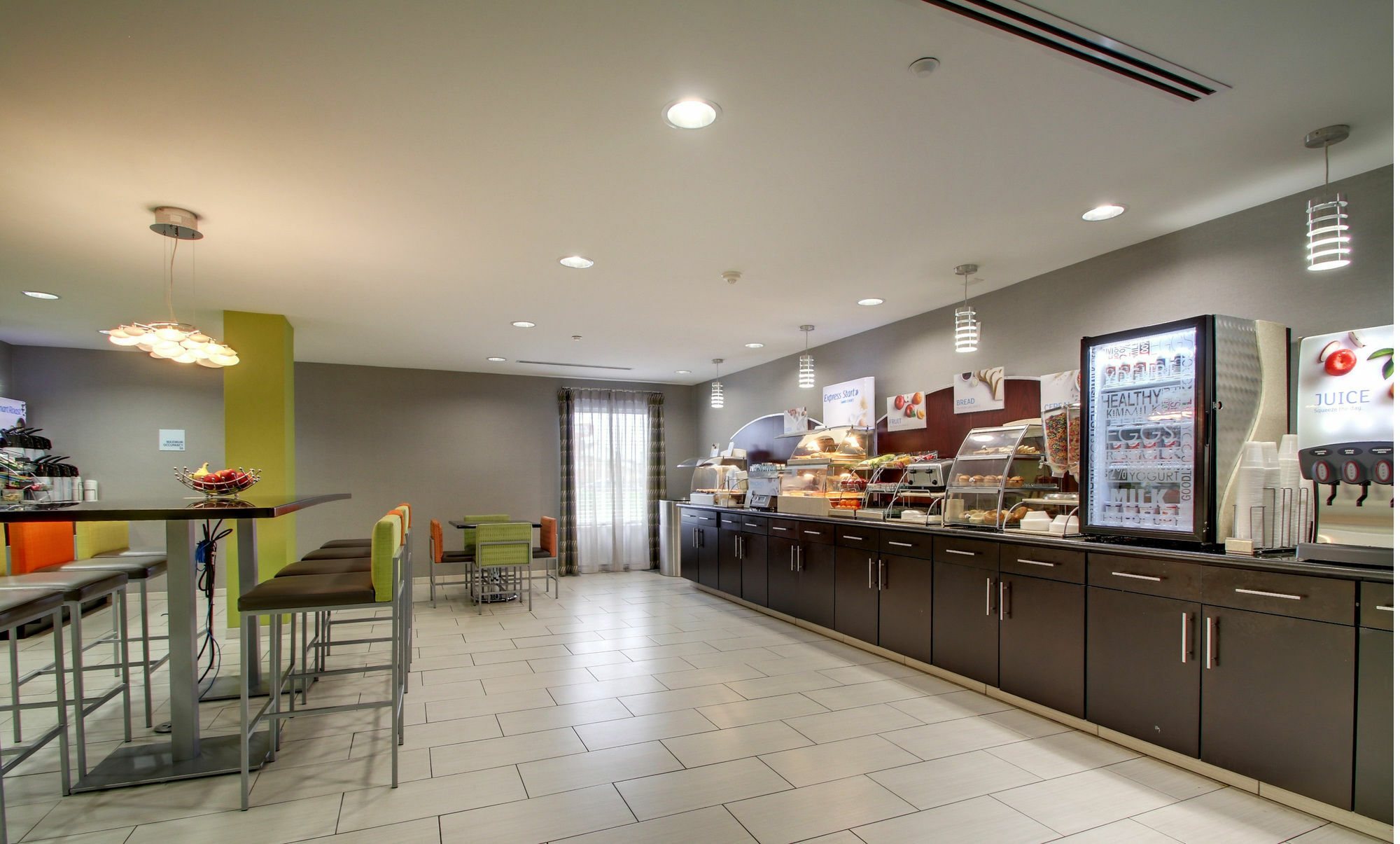 Holiday Inn Express & Suites Jackson Downtown - Coliseum By Ihg מראה חיצוני תמונה